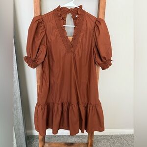 Entro Cinnamon Puff Sleeve Dress